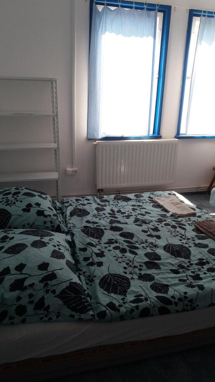 Oazis Park Motel Рацкеве Экстерьер фото